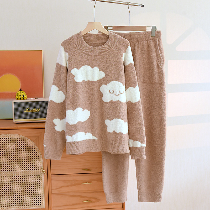 Soft Clouds Khaki