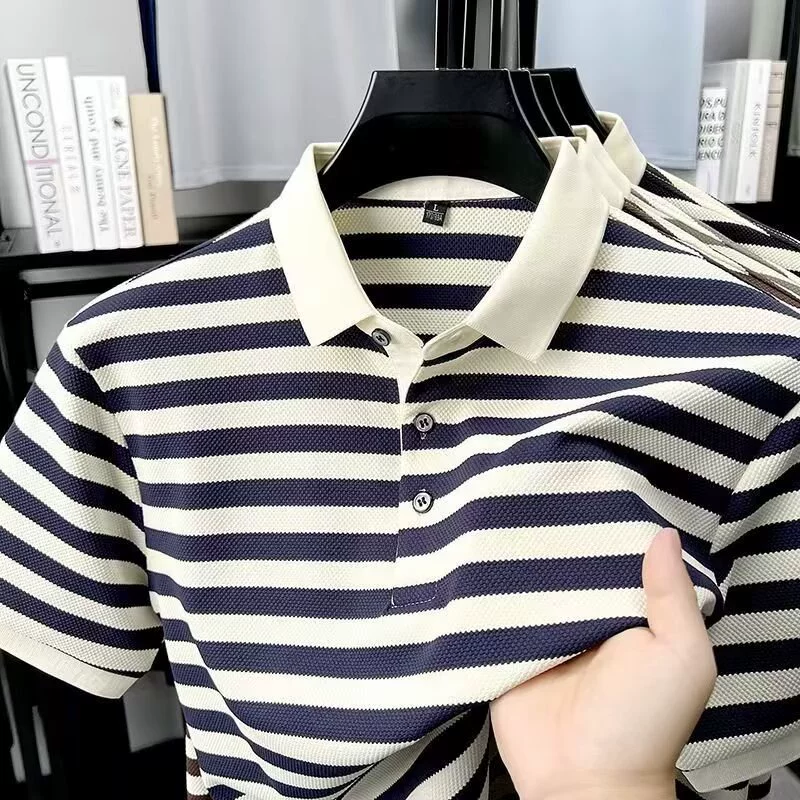 Новая летняя мужская футболка с короткими рукавами, удобная и дышащая полосатая рубашка-поло с универсальным хлопковым дизайном.