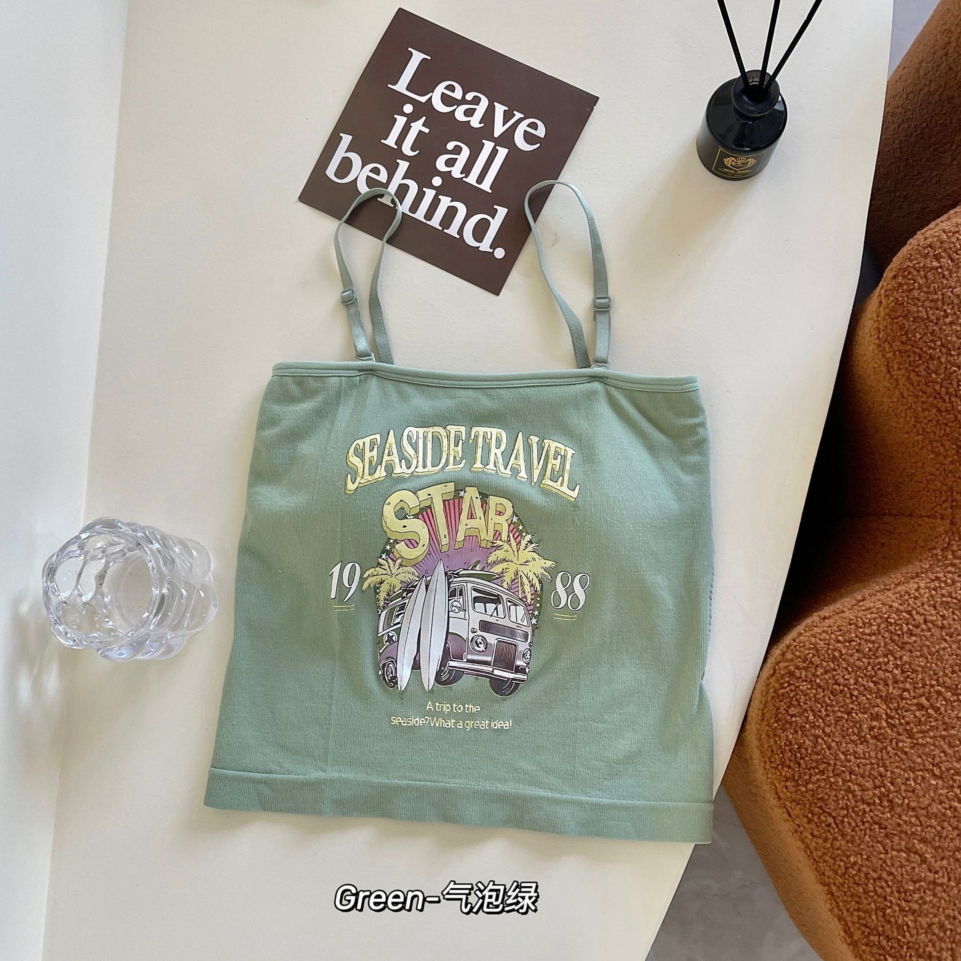 Estilo coreano belleza espalda camisola tubo superior de las mujeres taza fija chica caliente desgaste interior y exterior correa de hombro ajustable camisola