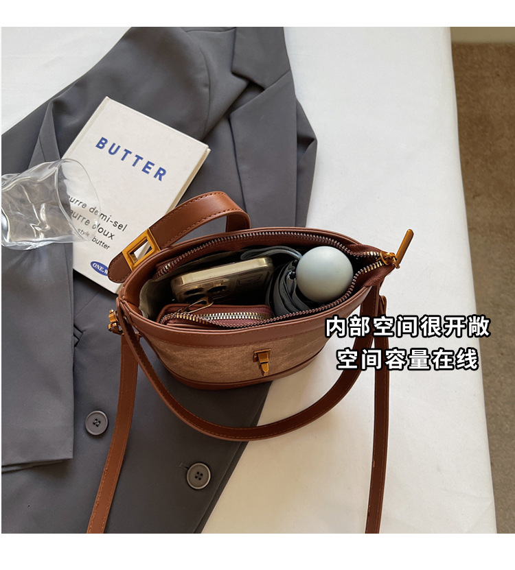 2024 New Korean-style trendy single-shoulder bag, niche design, underarm bag, fashionable and casual bucket bag, crossbody women's bag undefined