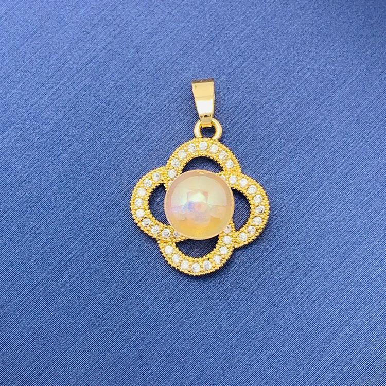 2022 nuevo trébol giratorio simple cien colgante fuente joyería fábrica al por mayor directa sin cadena