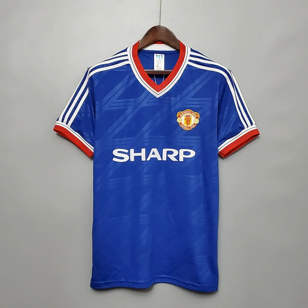 1986-88 Manchester United two guests