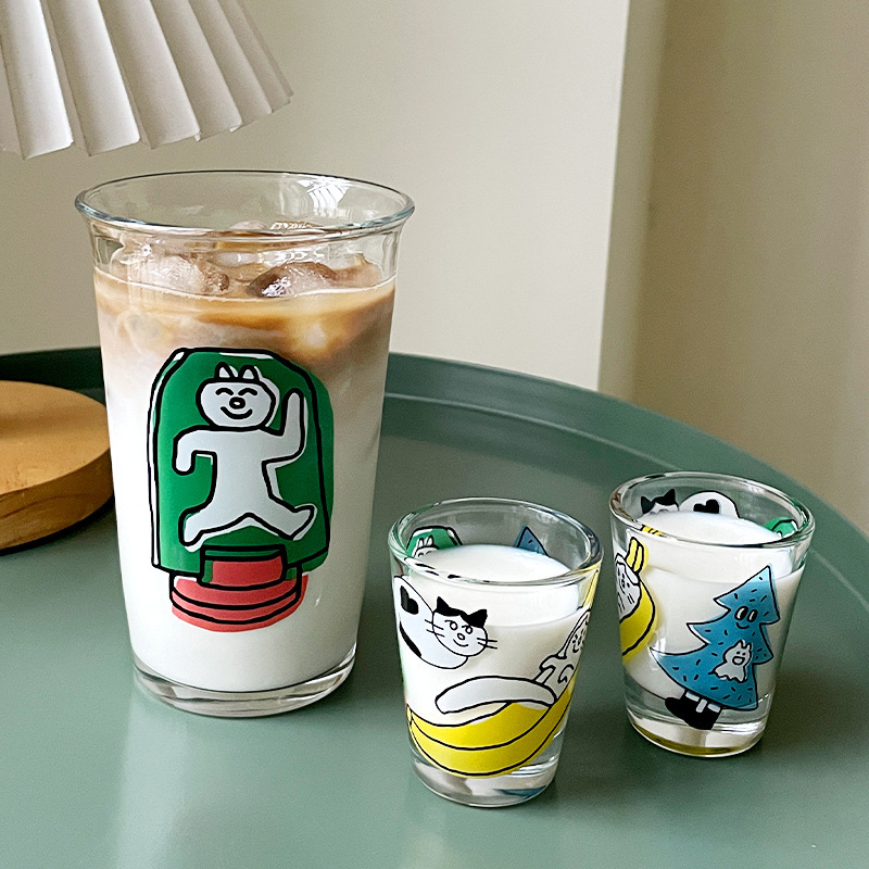 日本式の清酒のコップのセットは厚いミニガラスの焼酎の家庭の個性のプリントの小さい杯の白酒のコップを厚くします。|undefined