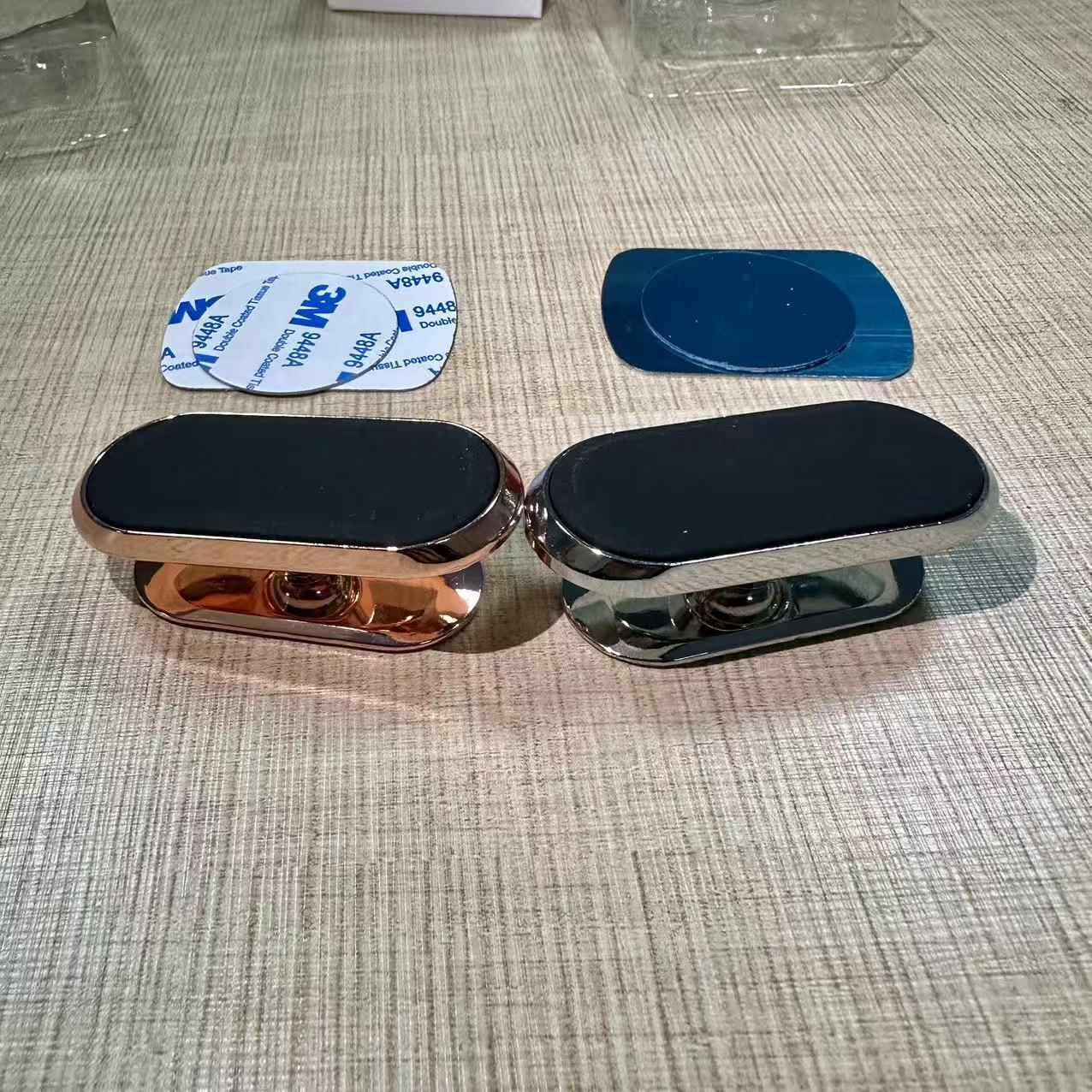 Car Magnetic Holder Car Navigation Paste Instrument Panel Does Not Block the Air Outlet Magnetic Metal Mobile Phone Holder