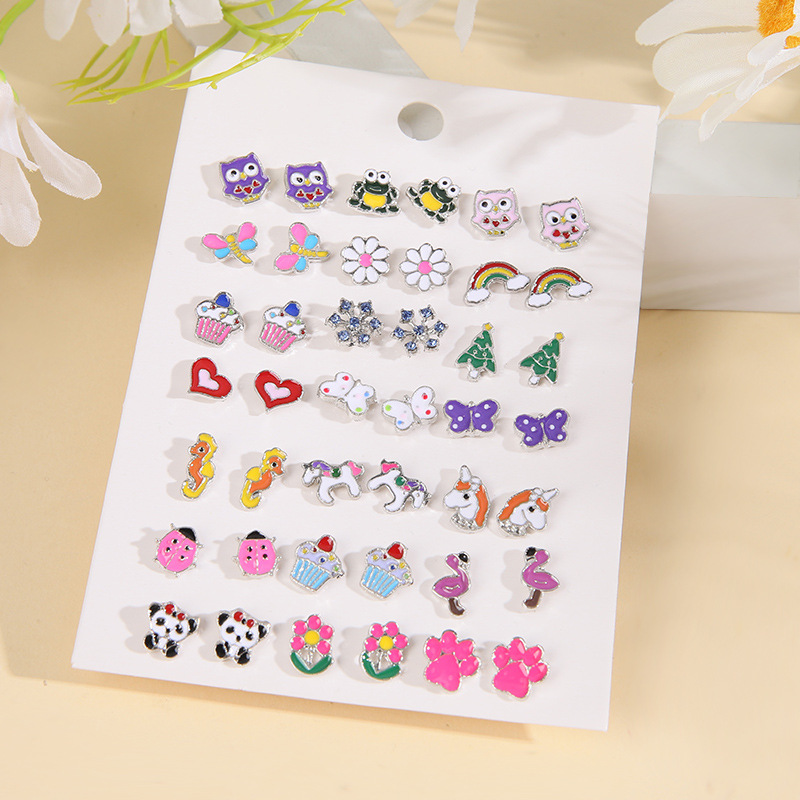 Sweet Animal Flower Snowflake Alloy Enamel Butterfly Womenu0027S Ear Studs 1 Set
