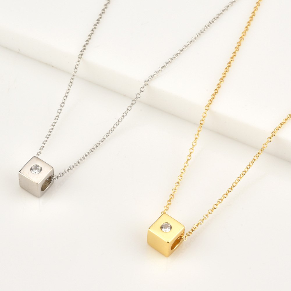 18K Real Gold Plated, Platinum Plated Plating Material 925 Sterling Silver Pendant Material 925 Sterling Silver Zircon Cable Chain Plating Inlay Square Necklace