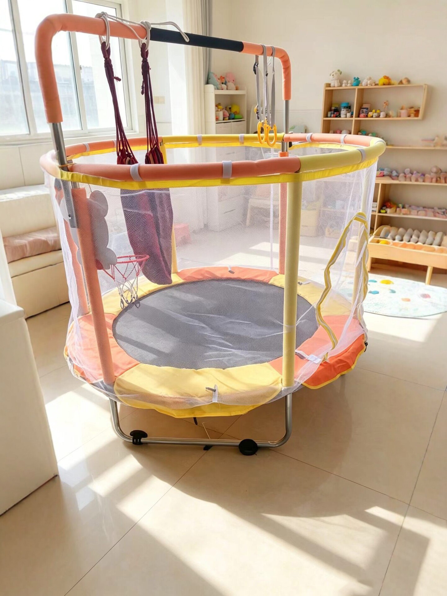 Trampolín de refuerzo y estabilidad doméstico con pasamanos de red de protección para niños recreativos indoor swing fitness trampolín image 5