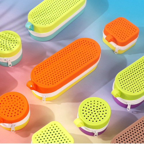 Swim Goggle Case, Breathable Silicone Goggle Bag, Hollow Design, Silicone Swim Gear Storage