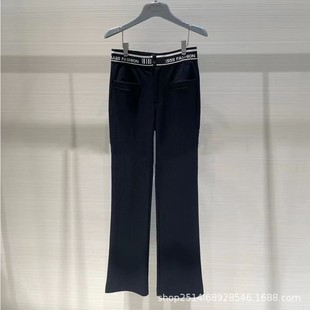 ����¿�Ů�b2025���ļ��¿����e���Ƹ�����ĸ���揗΢����ģ�Lѝ