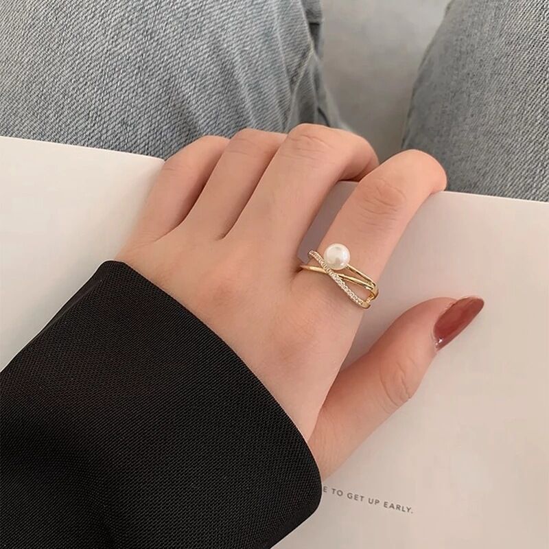 简约时尚天然珍珠戒指女韩国东大门个性圆圈食指戒冷淡风网红指环