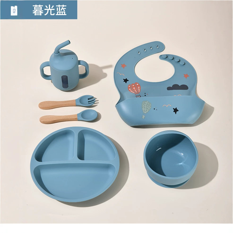 Cross-border children's tableware set for ages 0-3, mother and baby products, food-grade silicone baby feeding utensils 6-piece set in stock