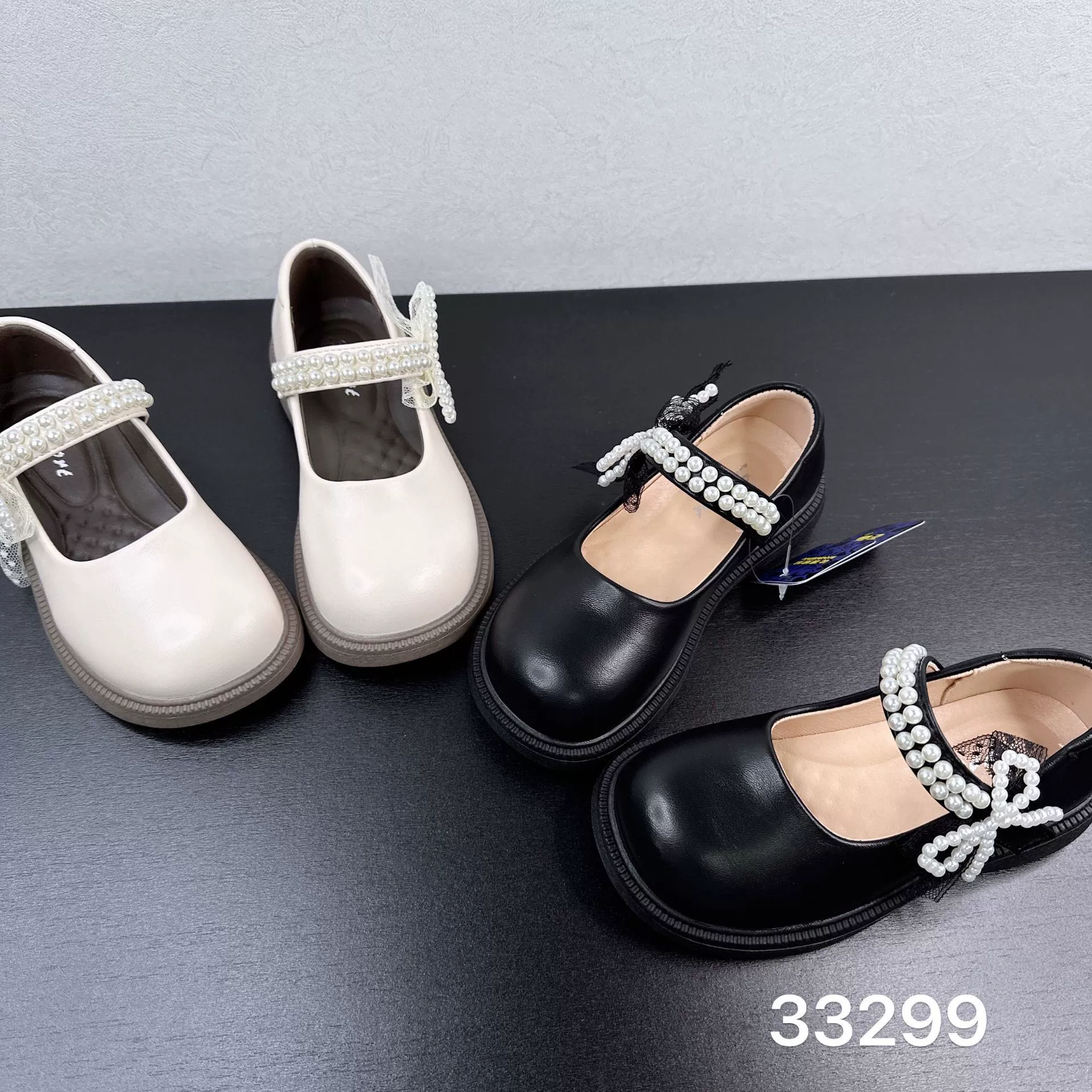 33299 Детские кожаные туфли для девочек, осень 2025, мягкая подошва, модные с жемчужным бантом, туфли-принцессы для детей