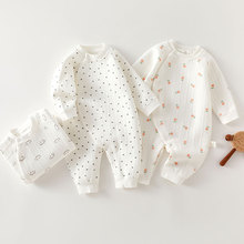 秋冬三层保暖空气棉新生儿哈衣爬服偏扣男女宝宝连体衣中厚保暖