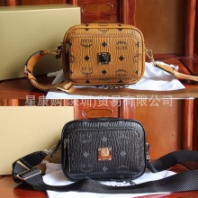 莞产高版MC家经典时尚印花女小香风宽肩带斜挎高质感小方包相机包