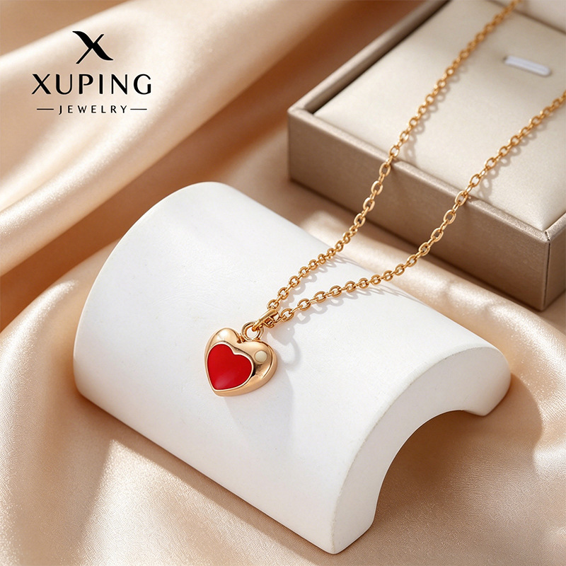 Xuping Europa y los Estados Unidos transfronterizos goteo de aceite collar de amor rojo simple estilo retro damas collares de aleación de cobre al por mayor
