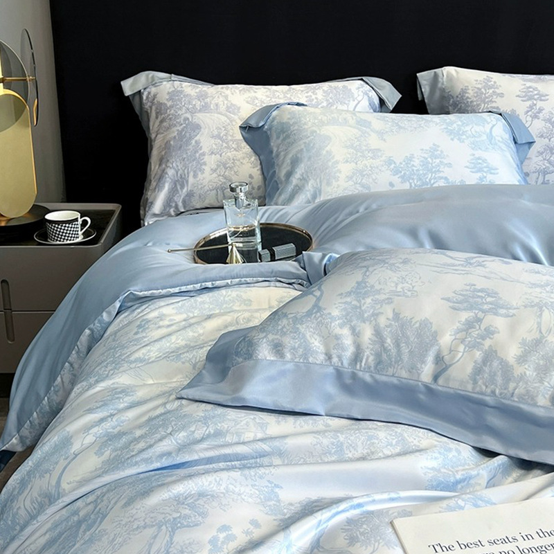 Traje de cuatro piezas de lujo ligero de seda de hielo de verano, estilo de verano de lujo ligero, edredón lavado de verano, sábanas, ropa de cama de tres piezas para dormitorio