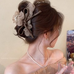 メッシュリボンヘアピン女性用ハイエンド2025新しいサメクリップヘアボリューム夏の後頭部の頭飾り