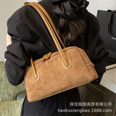 大容量包包女夏季百搭2025新款小众设计单肩腋下包上班通勤枕头包