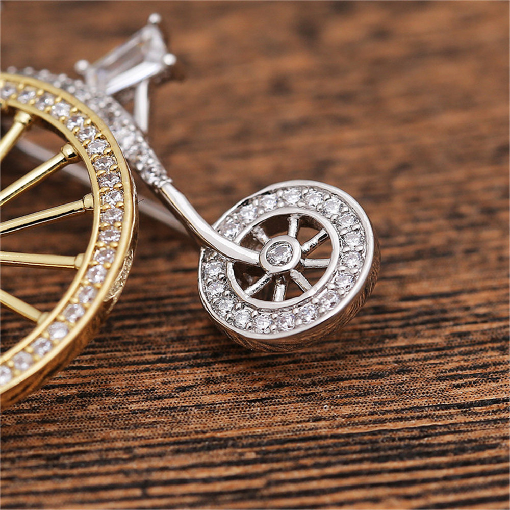 Spilla girevole a doppio pentagramma con zircone rotante a decompressione Spilla da colletto per abito da uomo Spilla da abito da donna Accessori_voghion.com