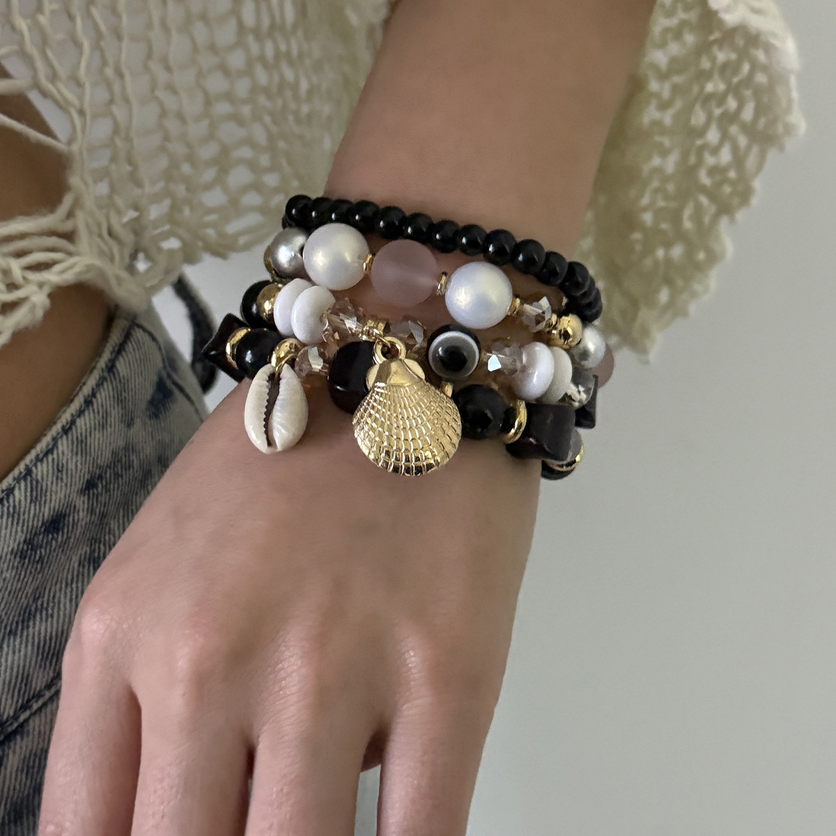 60g Weight Alloy Pendant Material Bracelets Classification Beaded Chain Material Beaded Chain Chain Type 1 Set Quantity Holiday, Daily Occasion Beaded, Alloy, Shell Material Geometric Pattern All Seasons Season Women's Gender Vacation Style Vacation Geometric Beaded Alloy Shell Beaded Chain Beaded Bracelets Wholesale 1