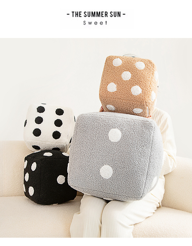 Dice-shaped pillow image 4