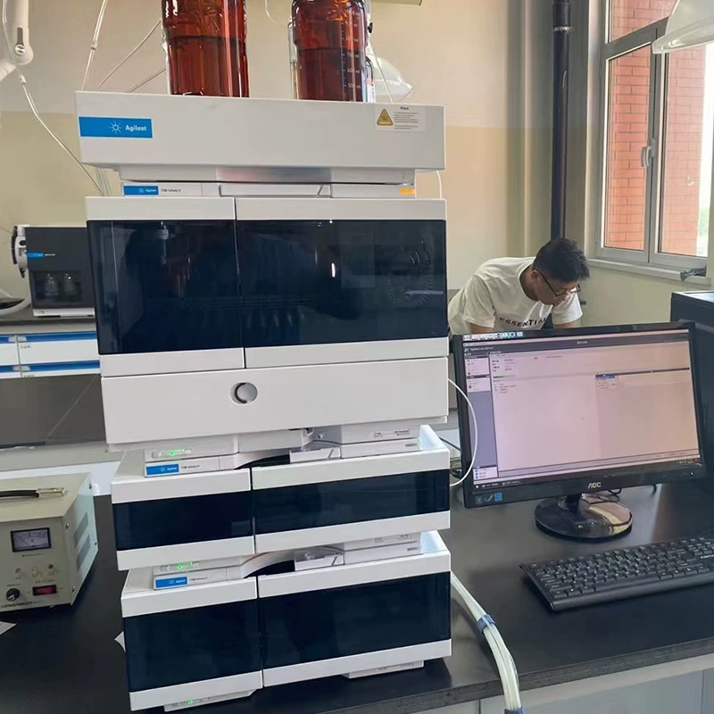 Газохроматограф для определения остатков пестицидов, формальдегида и метана, градиентный жидкостный хроматограф