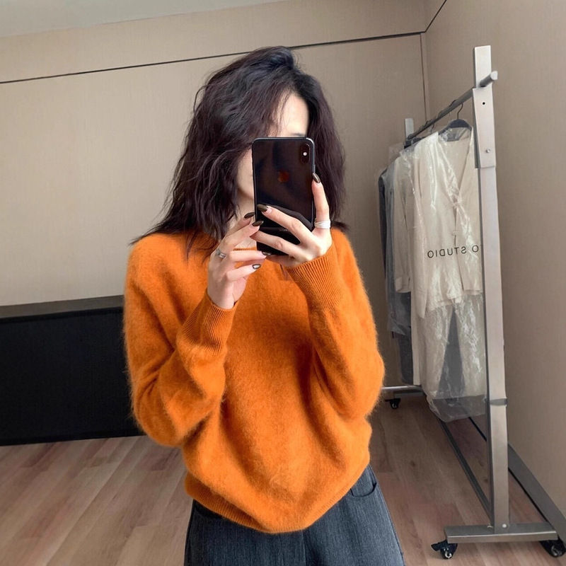 Super Nice Orange Pullover Knitwear for Women in Autumn and Winter, Lazy and High-End, Soft and Waxy Inner Layering Knitwear, Short Top Super Nice Orange Pullover Knitwear for Women in Autumn and Winter, Lazy and High-End, Soft and Waxy Inner Layering Knitwear, Short Top