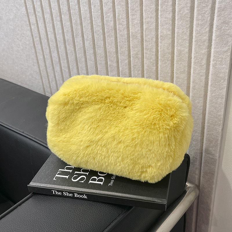 노란색