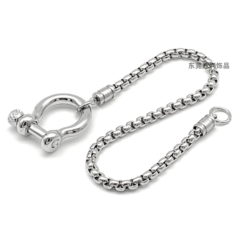 Ins Style European and American Cross-Border Horseshoe Buckle Necklace 18K Gold-Plated Stainless Steel Box Chain Women's and Men's Hypoallergenic Carabiner Necklace