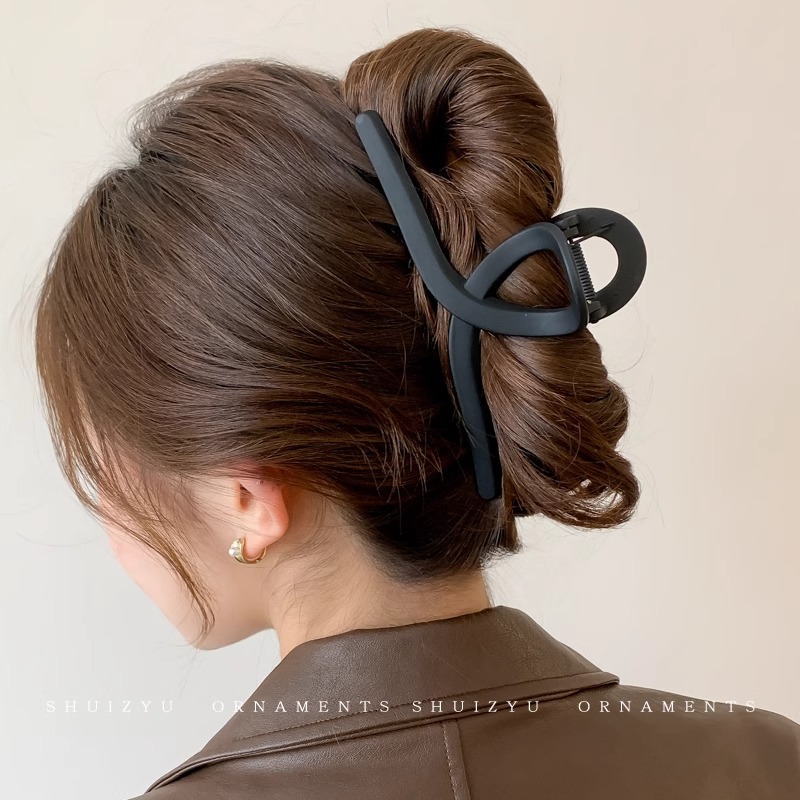 Gran clip de cabello para mujeres 2025 nueva sensación de alto nivel de clip de cabello de gran tamaño detrás del cerebro clip de pescado clip de cabello toque