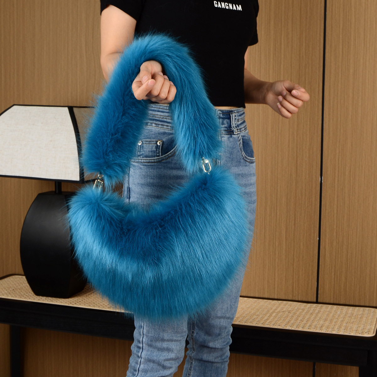 Fashion women's bags solid color plush messenger bag women's wool semi circular dumpling bag handbag_voghion.com