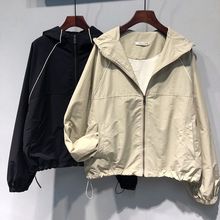 小个子纯色连帽宽松百搭防风冲锋衣女潮2025春季新款休闲简约外套