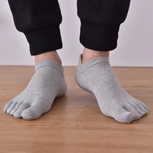 袜健身袜胶趾五普拉提筒点筒健身运动批发袜五指普拉运动现货厂家