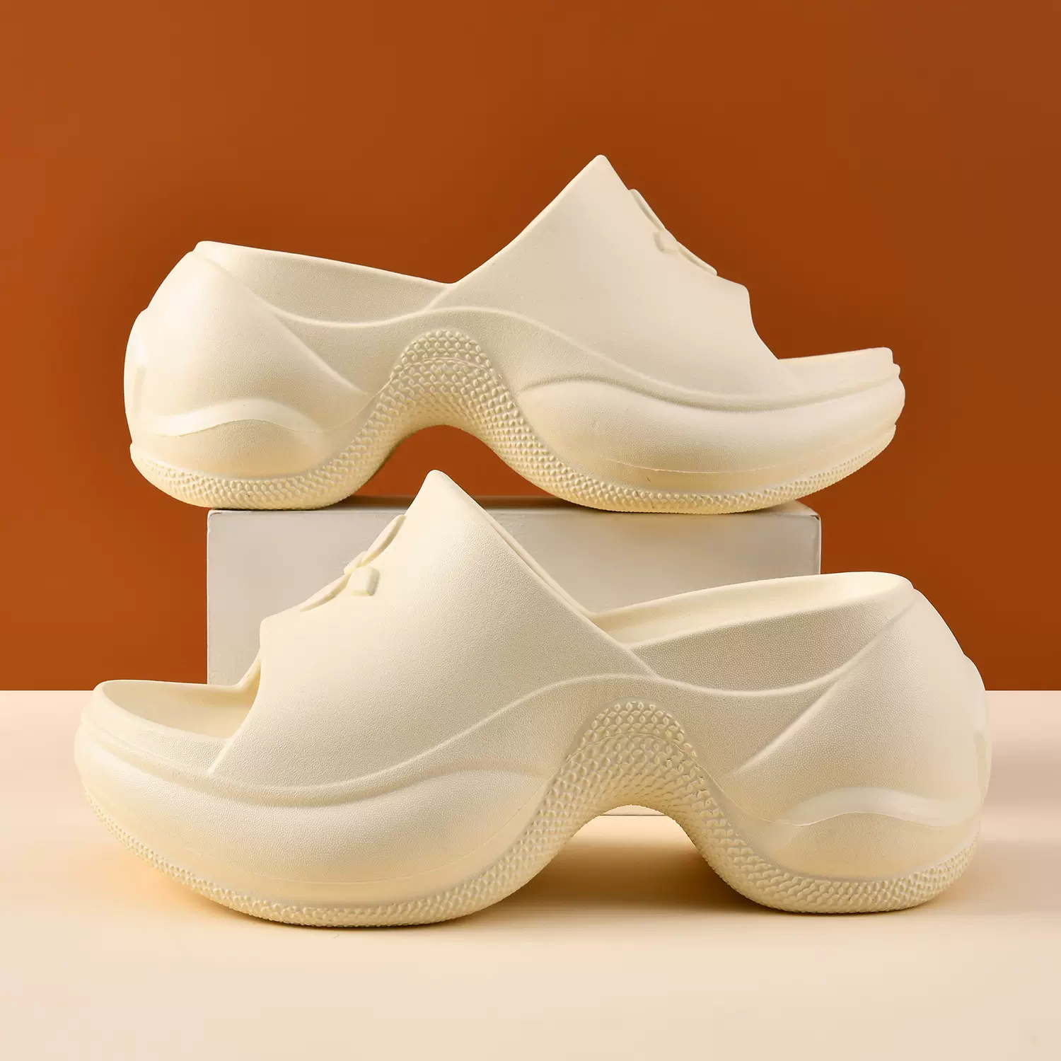 新款厚底拖鞋女外穿十字花高跟凉拖 高级感EVA耐磨防滑透气一字拖