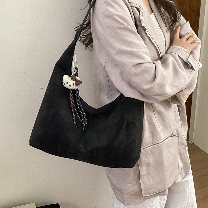 Korean Style Niche Retro Faux Suede Bucket Bag For Women 2026 Spring New Large Capacity Fashion Shoulder Underarm Bag - Thumbnail 4