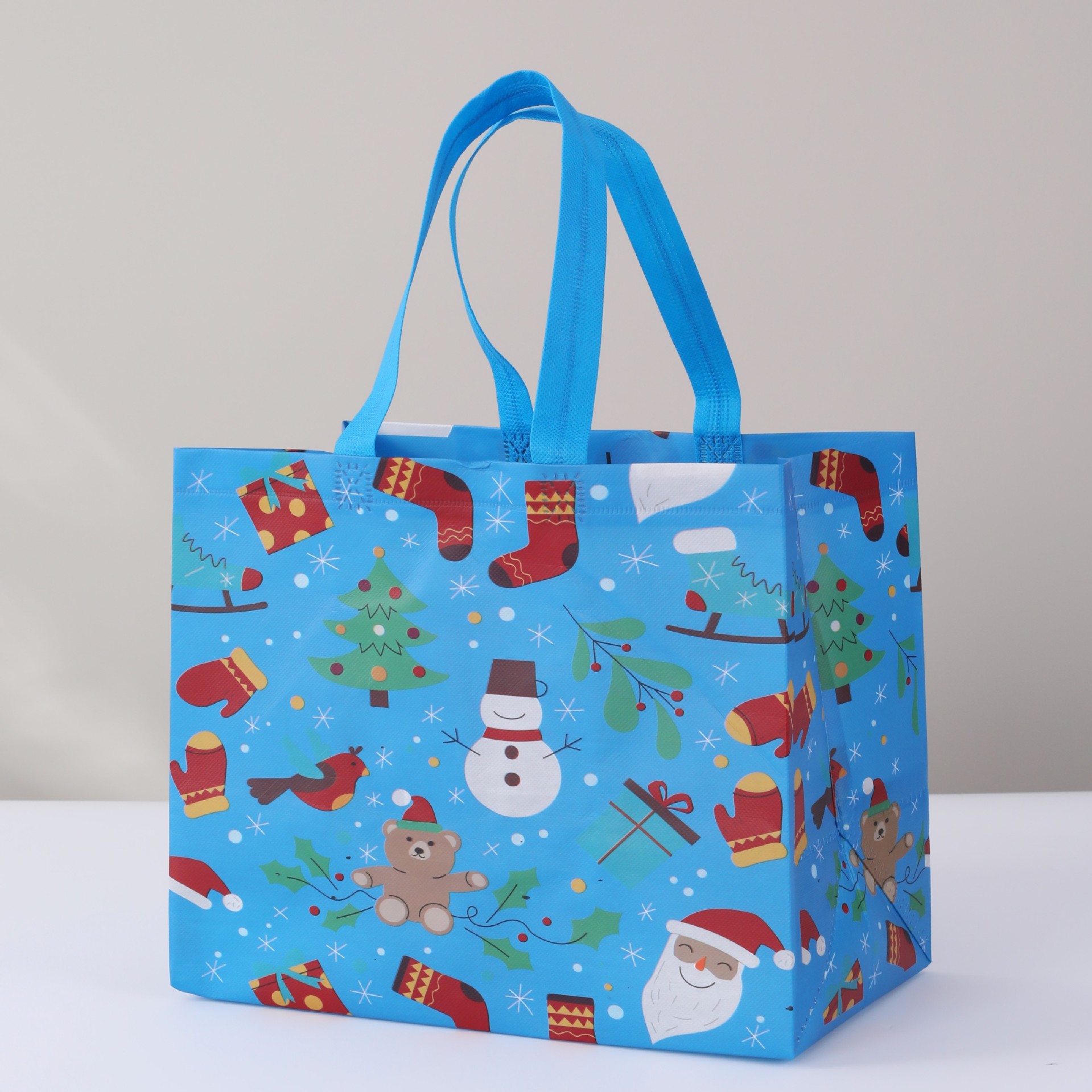 Navidad 11; alto 25 ancho 32 lado 17