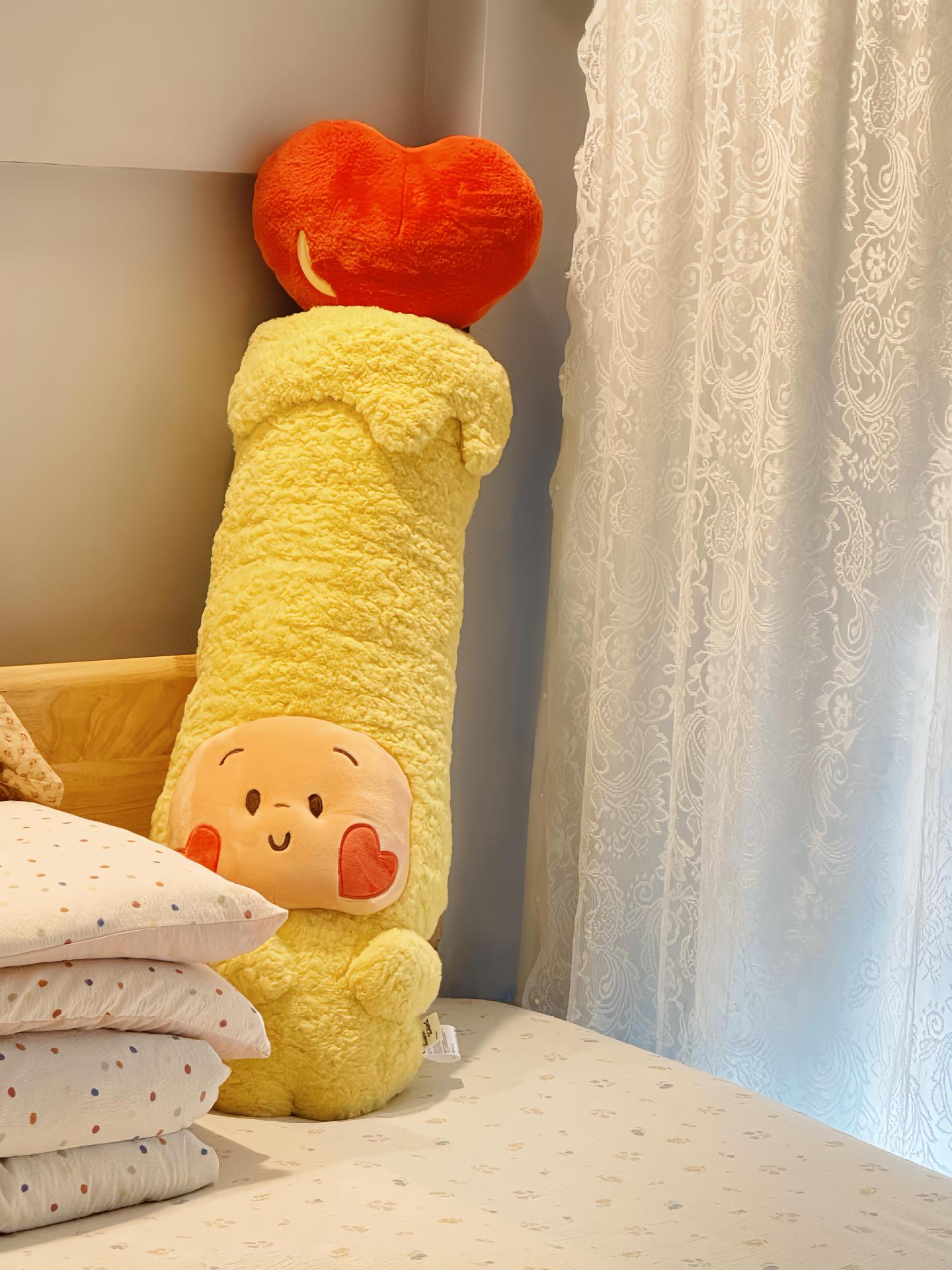Creative Heart-Shaped Candles, Brutalist Style Cute Star Plush Toys, New Love-Themed Candle Strip-Shaped Pillow Dolls