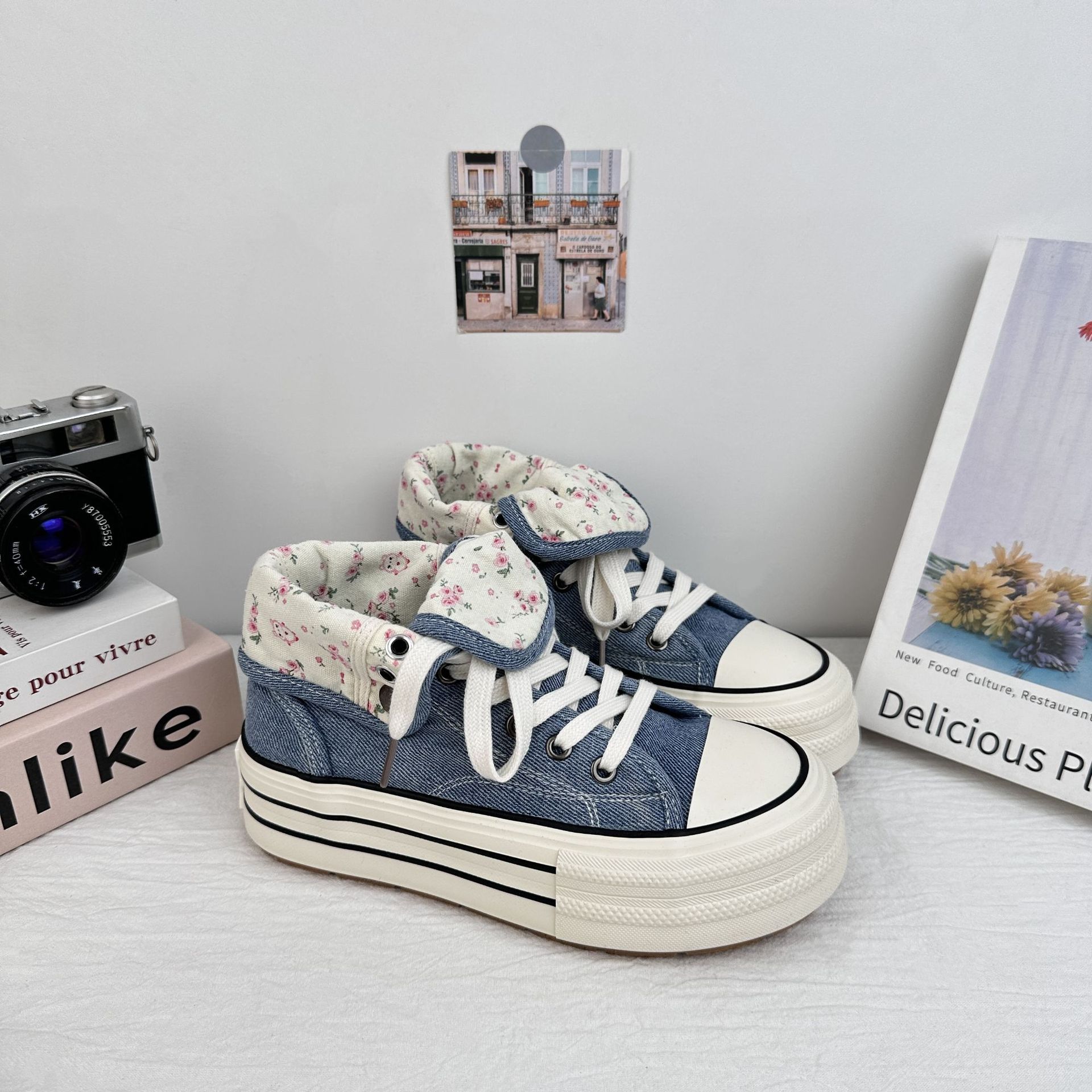 Yuanbo un zapato de dos zapatos de lona de suela gruesa para mujeres 2025, nuevos zapatos de verano delgados transpirables zapatos de mujer pequeños zapatos blancos
