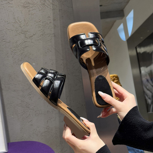 Fashion Slides for Women 2025 Summer Square Toe High Heel One-Piece Versatile Casual Fashion Beach Sandals
