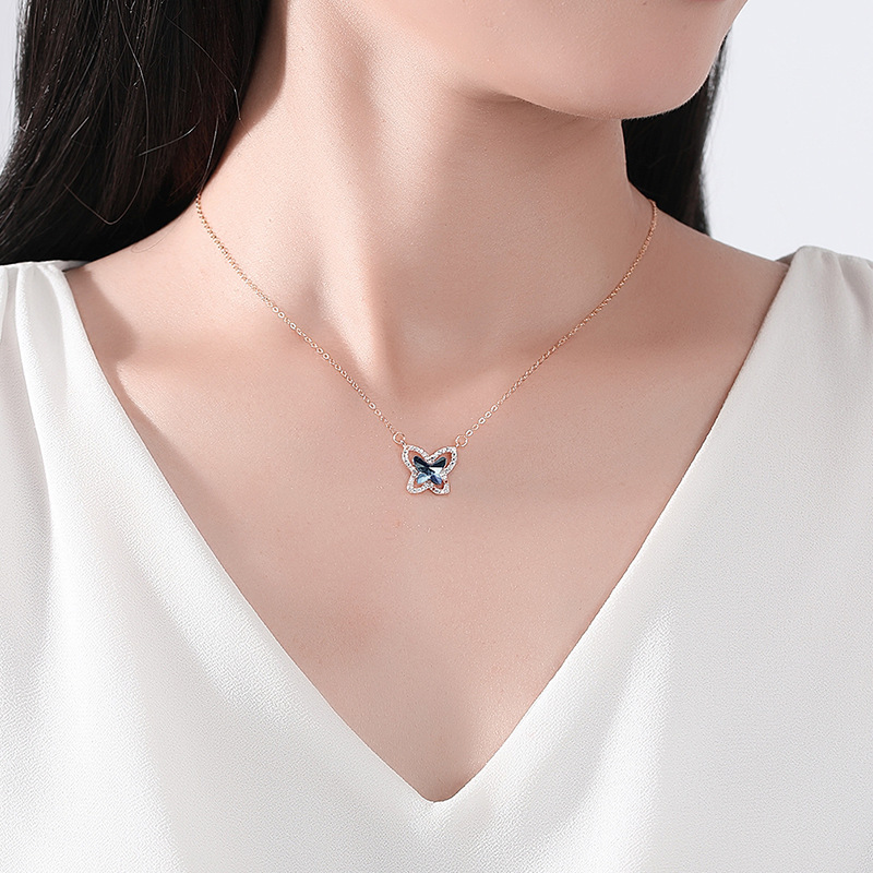 S925 Collar de plata esterlina Colgante de mariposa Cristal europeo y americano Cadena de clavícula simple y versátil Joyas de red para mujer