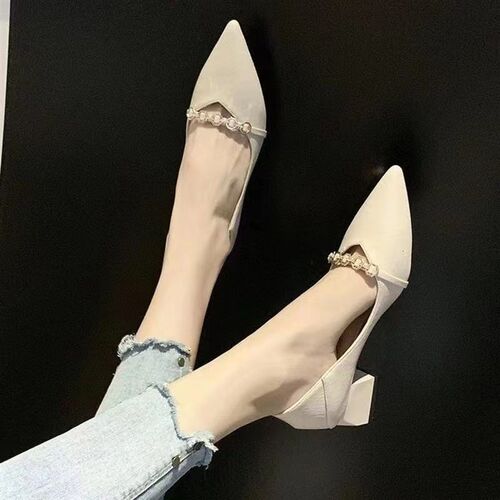 French-style side air fairy shoes for summer 2025, retro pointed toe with thick sole, designed for petite women