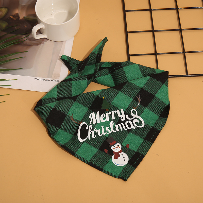 British Style Cotton Polyester Christmas Plaid Pet Scarf display picture 2