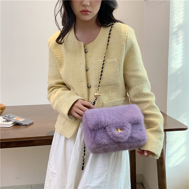 Nicho de cerradura bolsas de lana de estilo extranjero bolsas de hombro de peluche otoño y invierno nuevas bolsas cuadradas de cadena de bolsas de lana