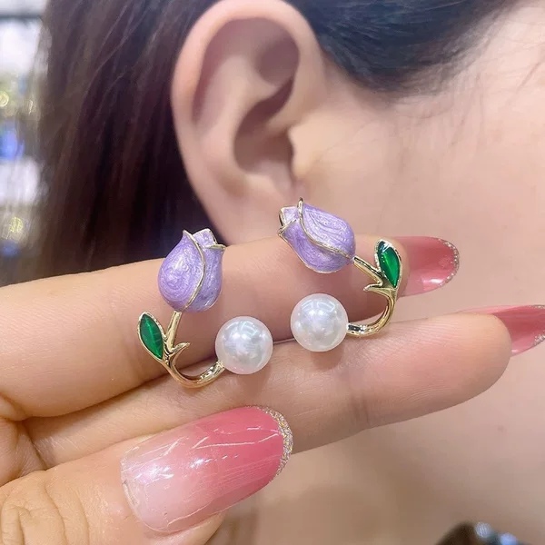 Cross-Border Best-Selling Fresh Tulip Pearl Earrings for Women, Light Luxury and High-End Feel, One Earring That Can Be Worn in Two Ways