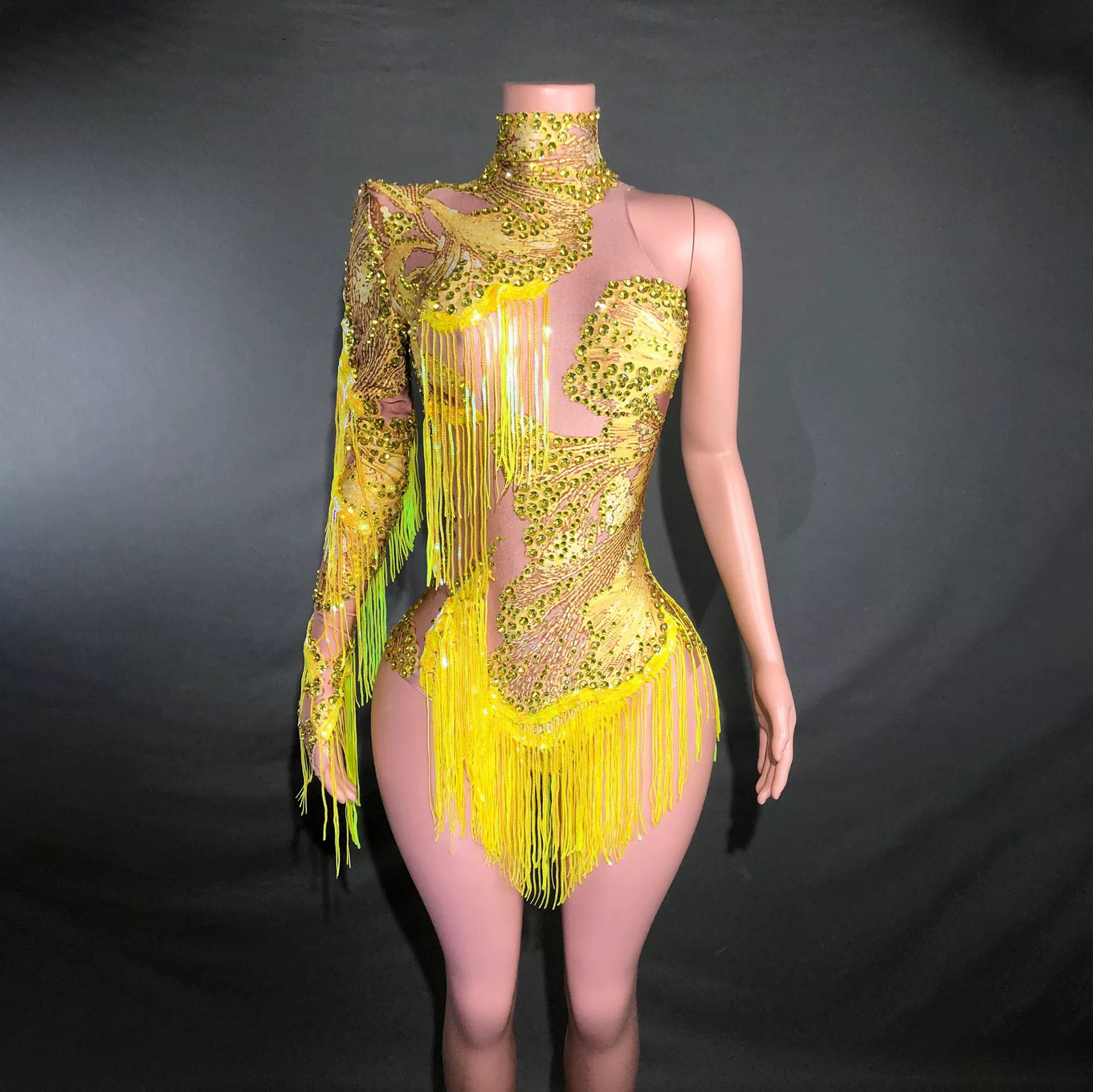 Одежда для хэллоуина с кисточкой с рукавом