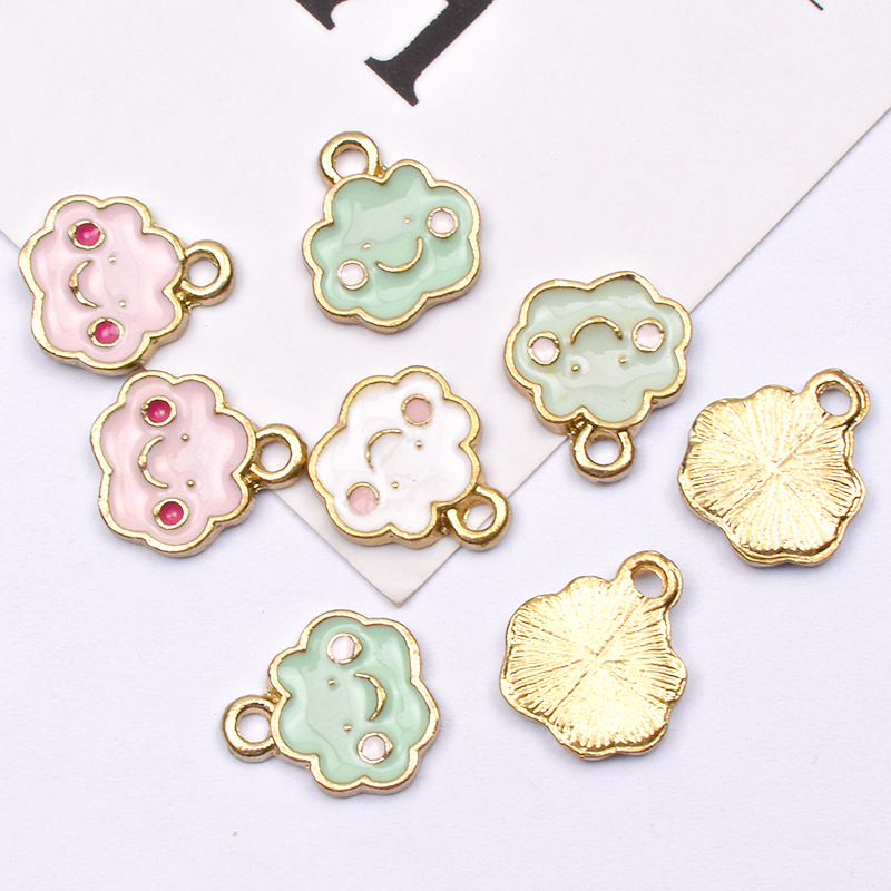 10 PCS/Package Quantity Alloy Material 10 PCS/Package Alloy Clouds Face