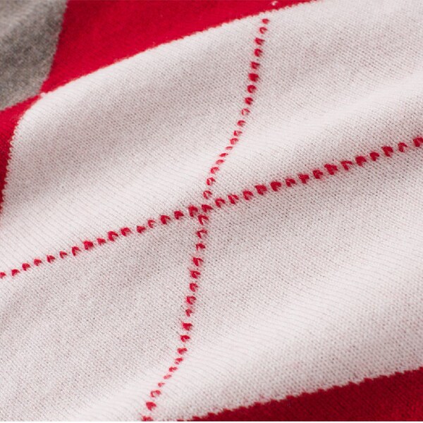 Cashmere knitted woolen base sweater with a round collar for leisure