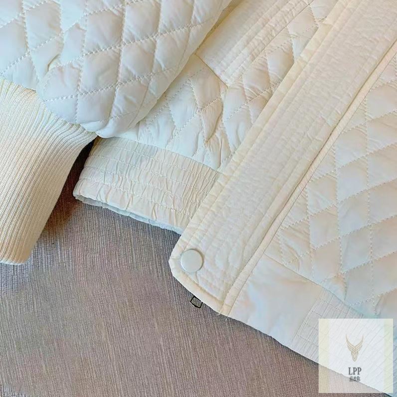 클리어런스 가을과 겨울 짧은 코튼 패딩 코트 여자 마름모꼴 디자인 야구 세트 폭격기 재킷 우아한 올 매치 코튼 패딩 재킷