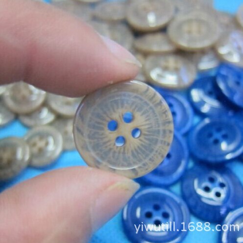厂家直销拉花钮扣棒花半透明休闲服装裤子纽扣百搭树脂扣