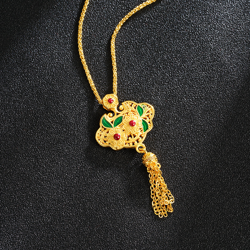 Viento chino de oro de arena de Vietnam peonía Ruyi flange colgante retro durante mucho tiempo no se caen joyerías mujeres fuente al por mayor